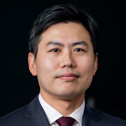 SurgeonHeroImage_RichardTee